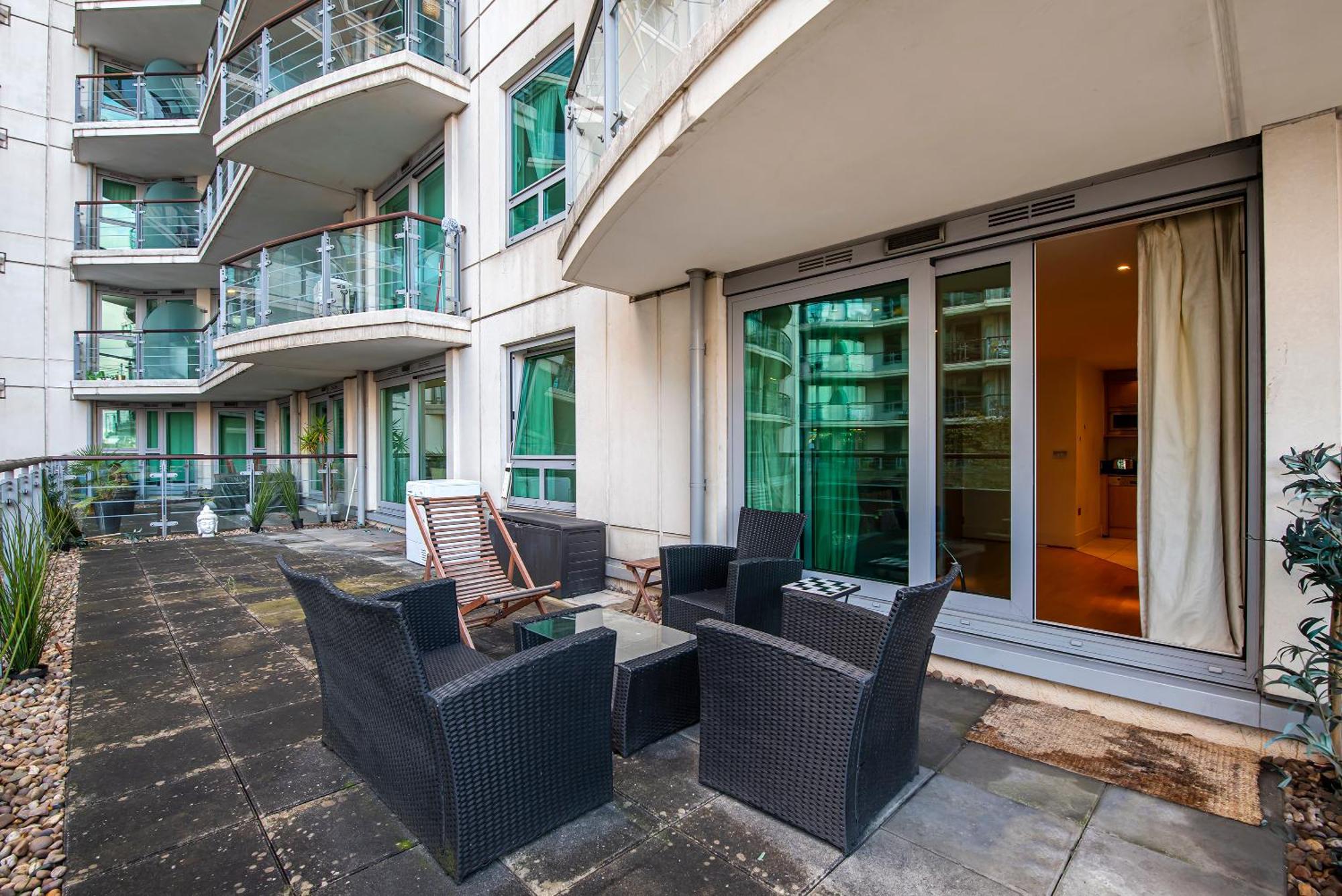 Central 2 Bed With Large Terrace Лондон Экстерьер фото