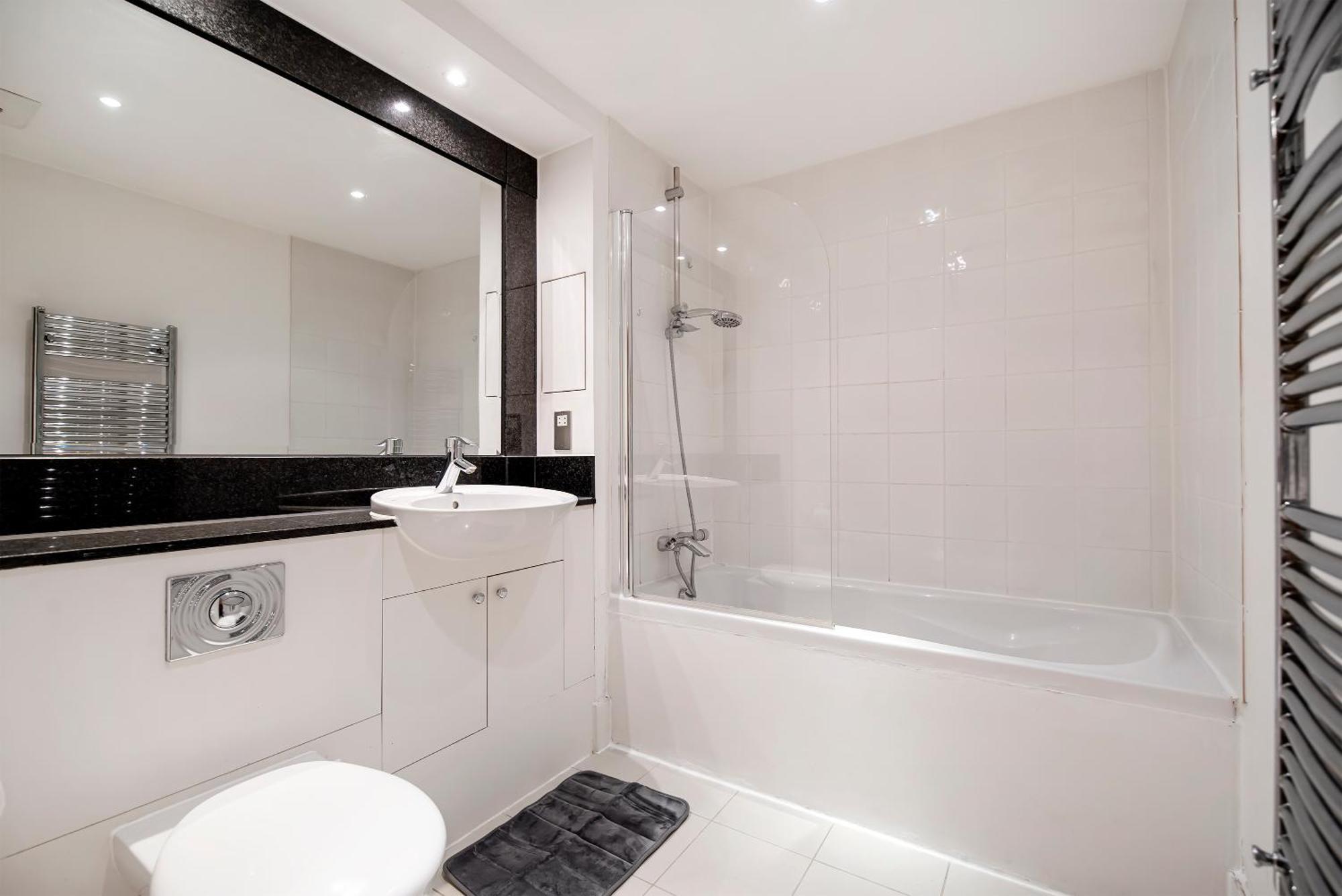 Central 2 Bed With Large Terrace Лондон Экстерьер фото